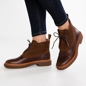 clarks trace fawn boots
